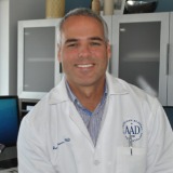 Javier Flores M.D.